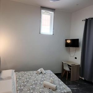 Camera con letto king size